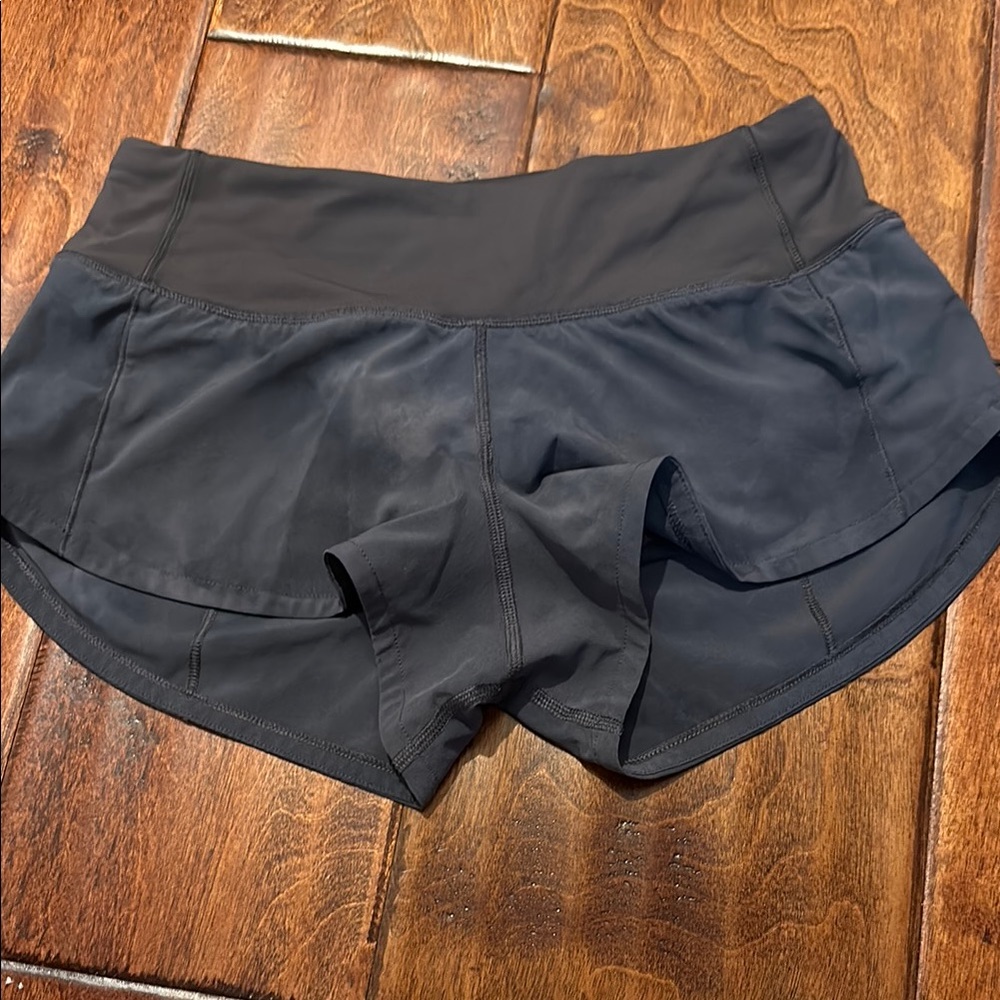 lululemon speed up low rise short 2.5”